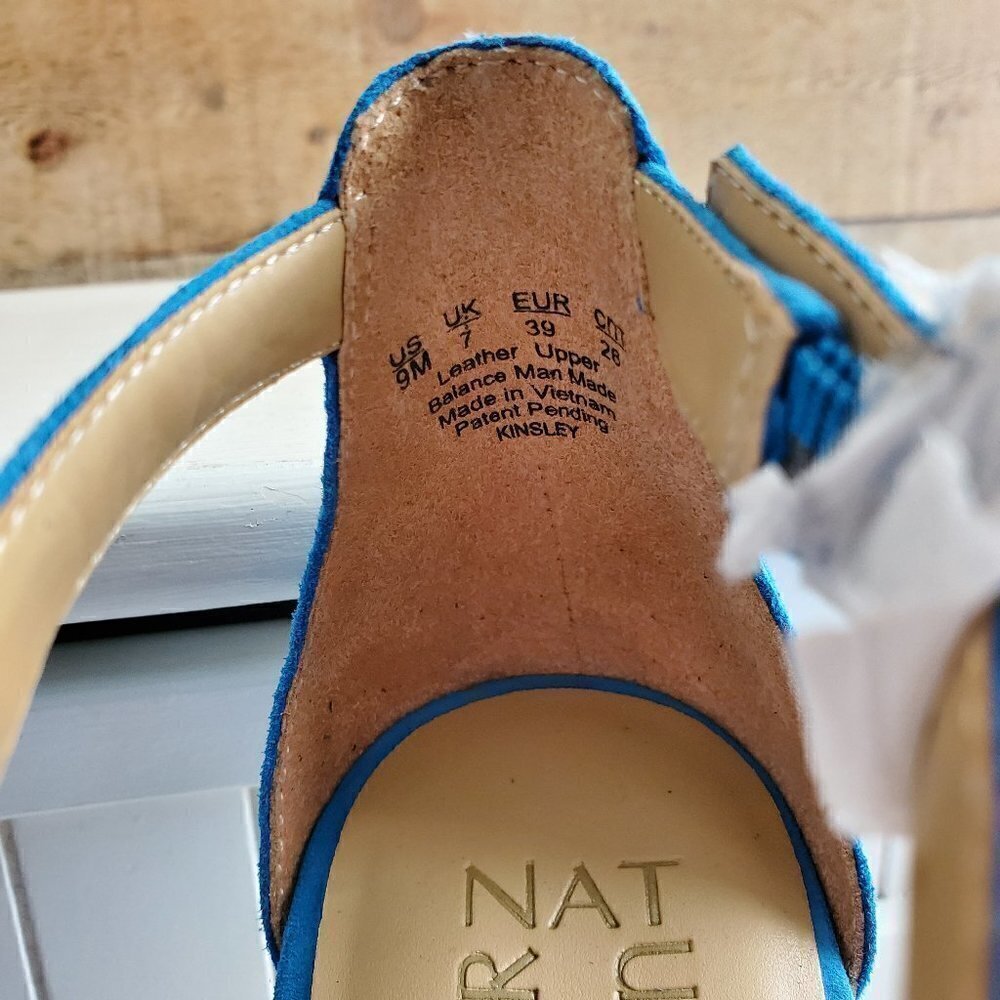 NATURALIZER BLUE SUEDE HEELS SIZE 9. - Picture 6 of 7